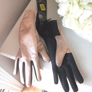 Touch screen compatible gloves